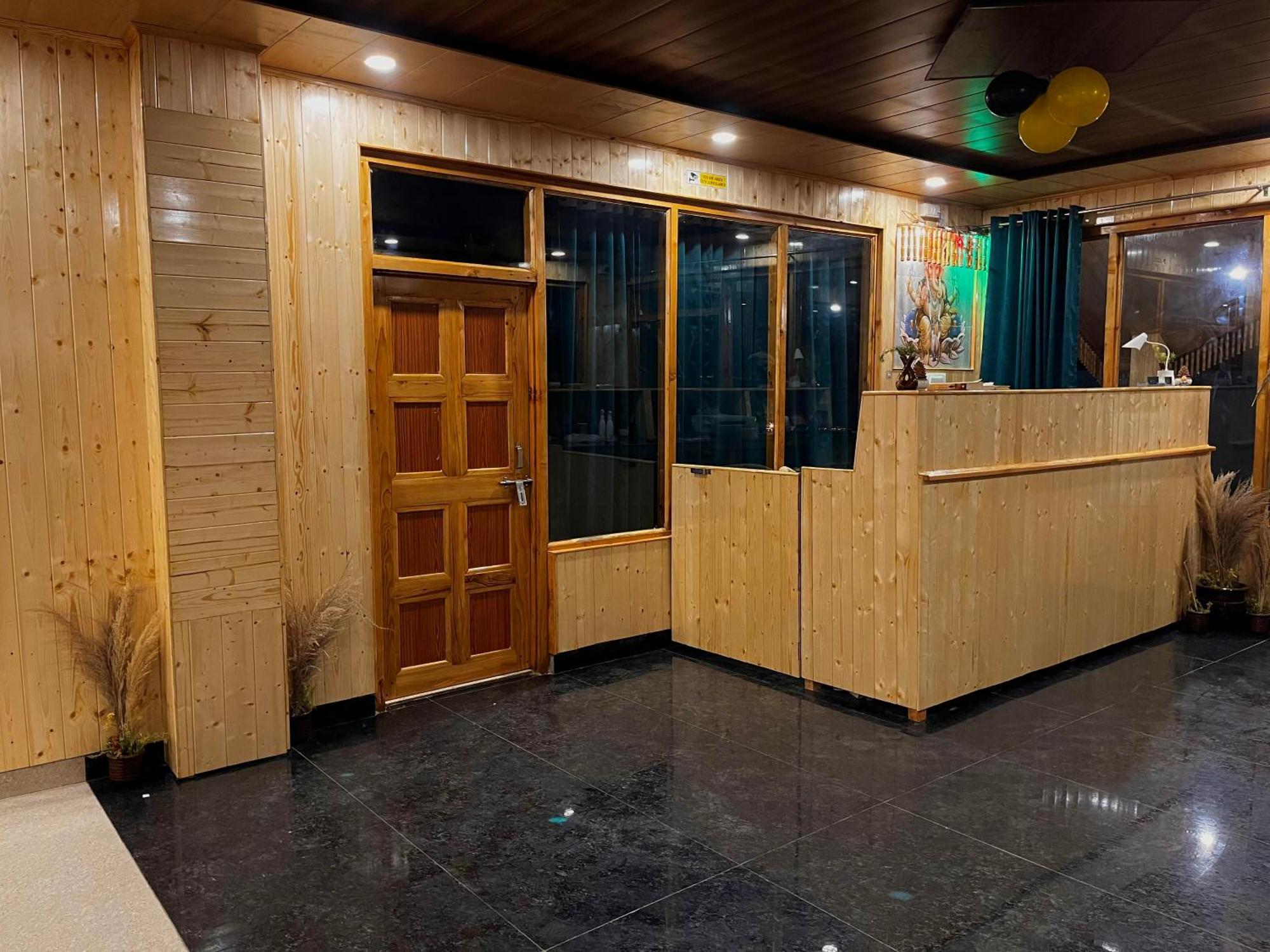 Hotel Mid Orchard Kasol L River Side -Pure Veg Hotel Exterior photo