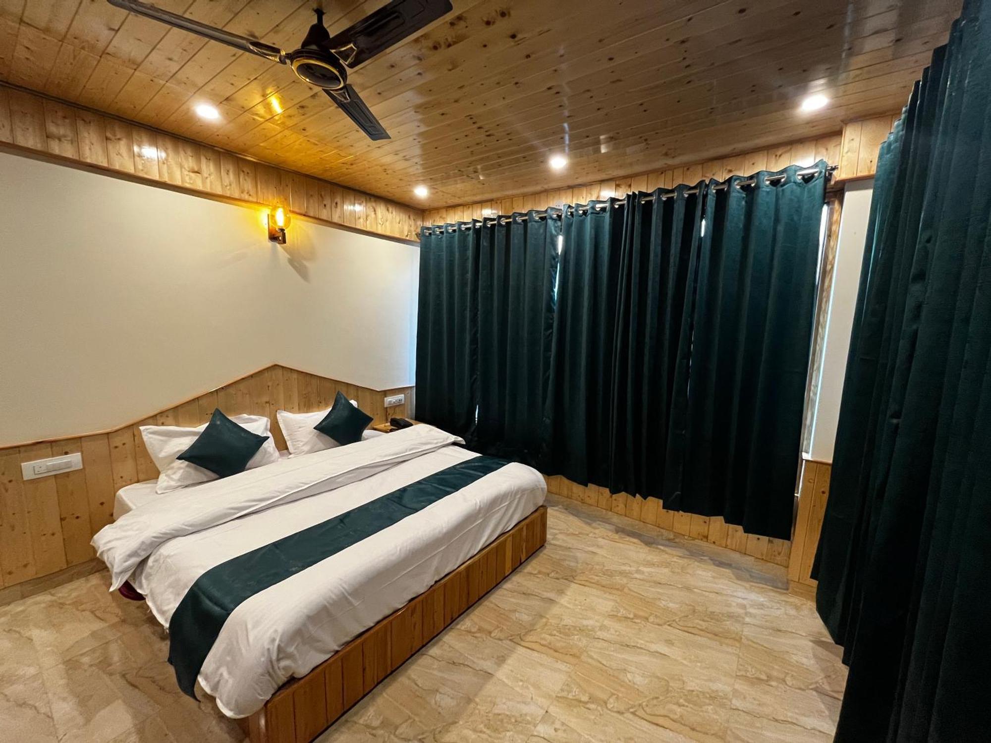 Hotel Mid Orchard Kasol L River Side -Pure Veg Hotel Exterior photo